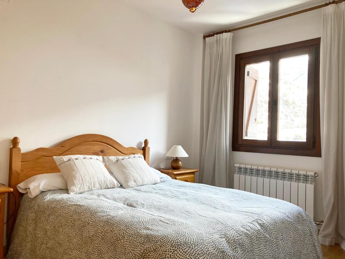 Apartamento Tarmanones 에스칼리아 외부 사진