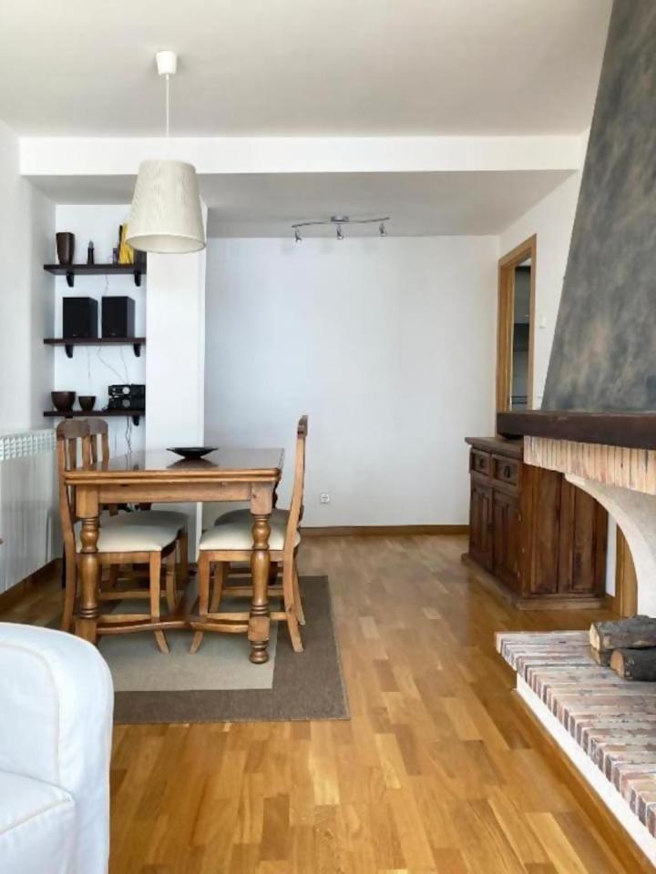 Apartamento Tarmanones 에스칼리아 외부 사진